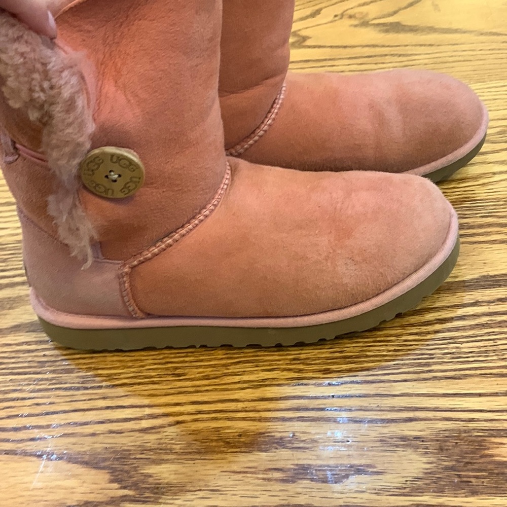 Ugg Bailey Button boots